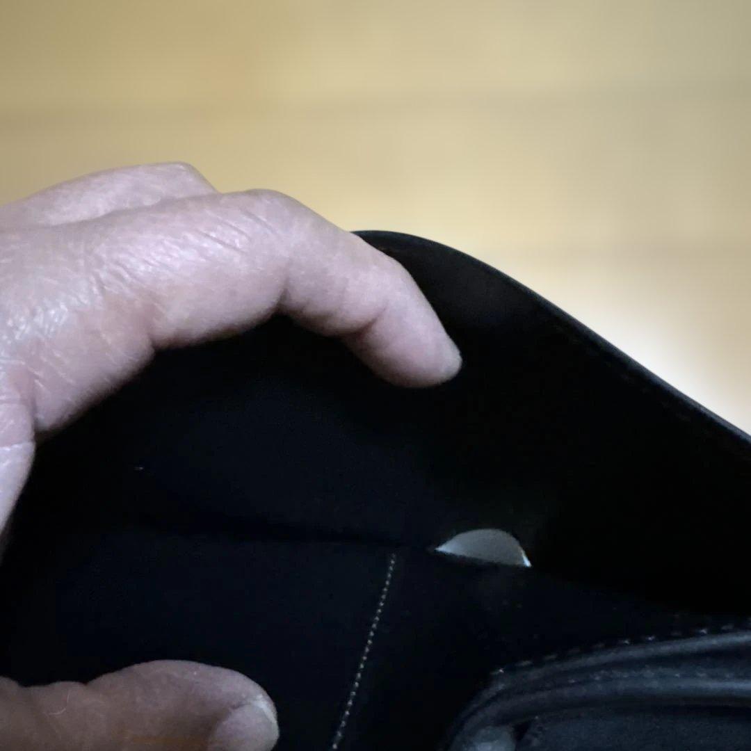 WILDSWANS ブラック 三つ折り財布　イーノ