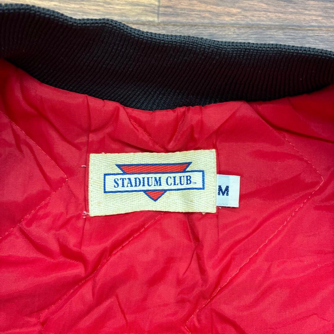 90's CHICAGO BULLS USA製　ジャケット　赤黒　M た30