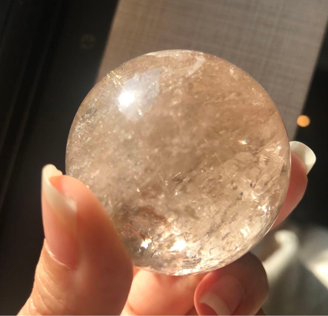 ☘️超レア❤︎虹入り❤︎黄金の輝き　ゴールドルチルクォーツ 丸玉　天然石