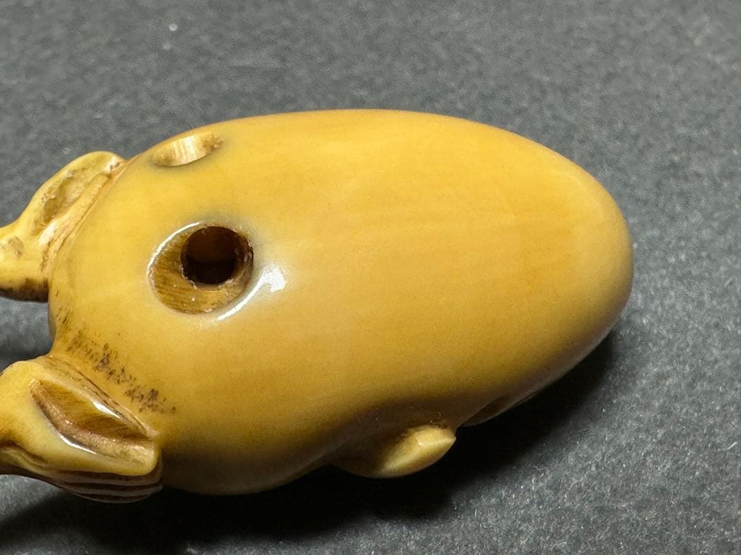 極上　根付　手長足長 天然素材　アンティーク　和彫　置物　骨董　飾り物古美術品