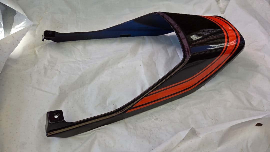 k*2様 ゼファー400純正テール(火の玉カラー)