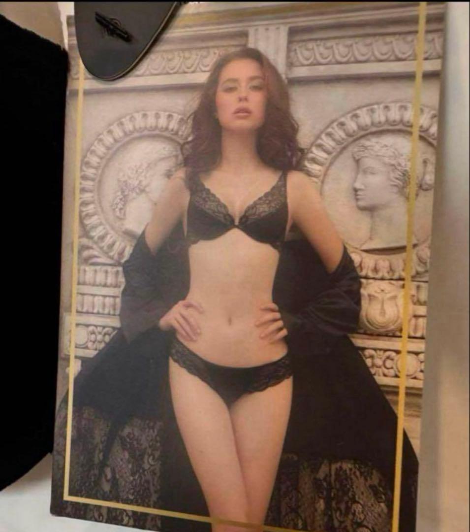 仮専用②【モデル掲載 ベロア×上品レース】annebra アンブラ