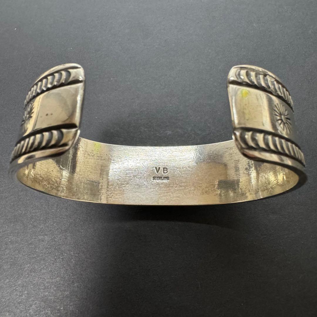 【Navajo Victor Begay】ナンバーエイトターコイズ バングル