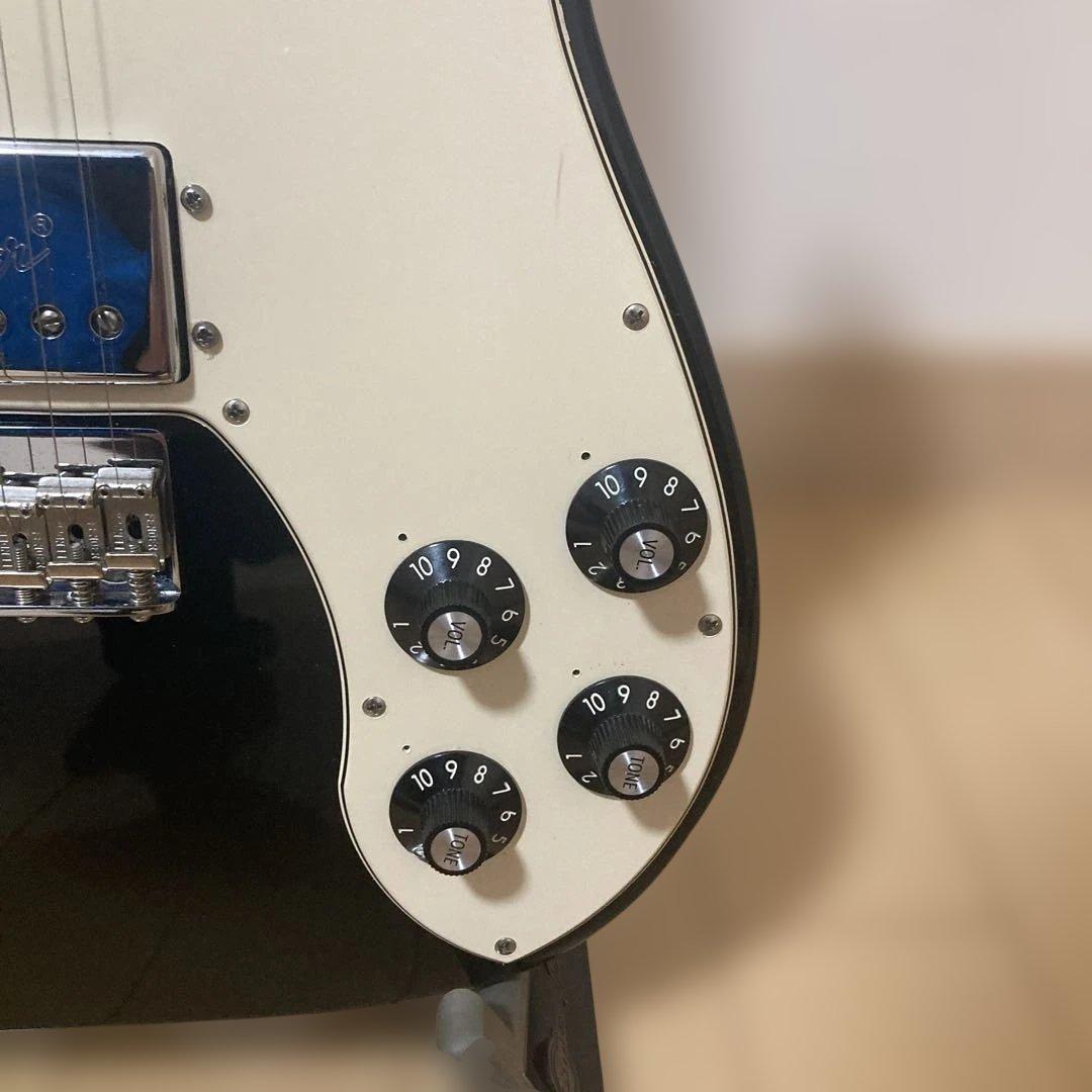 ギター Fender Classic Player Thiline Deluxe
