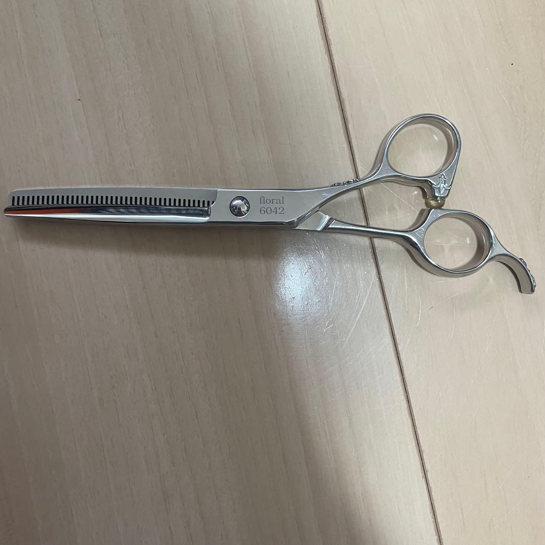 6042 セニングシザー ハサミの若菜