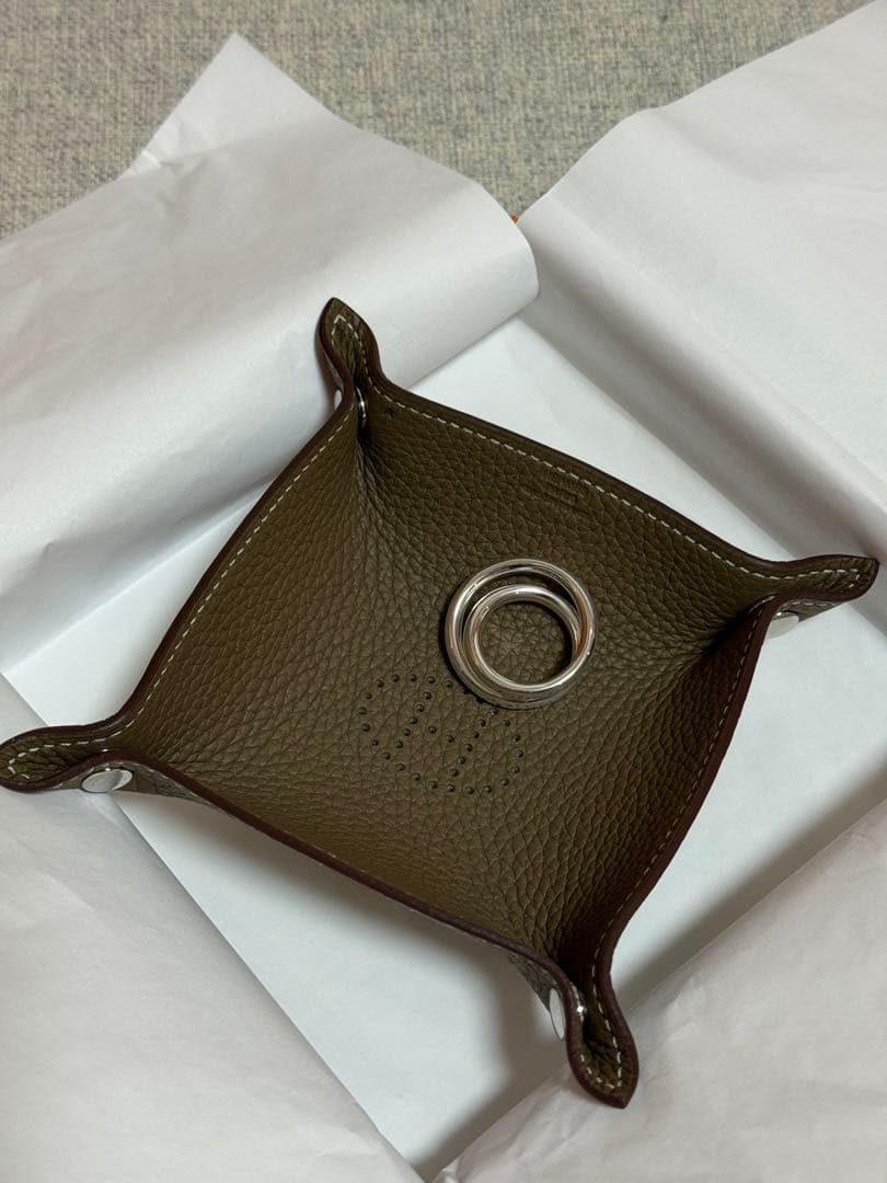 エルメス HERMES ヴィド ポッシュミニ トレー エトゥープ