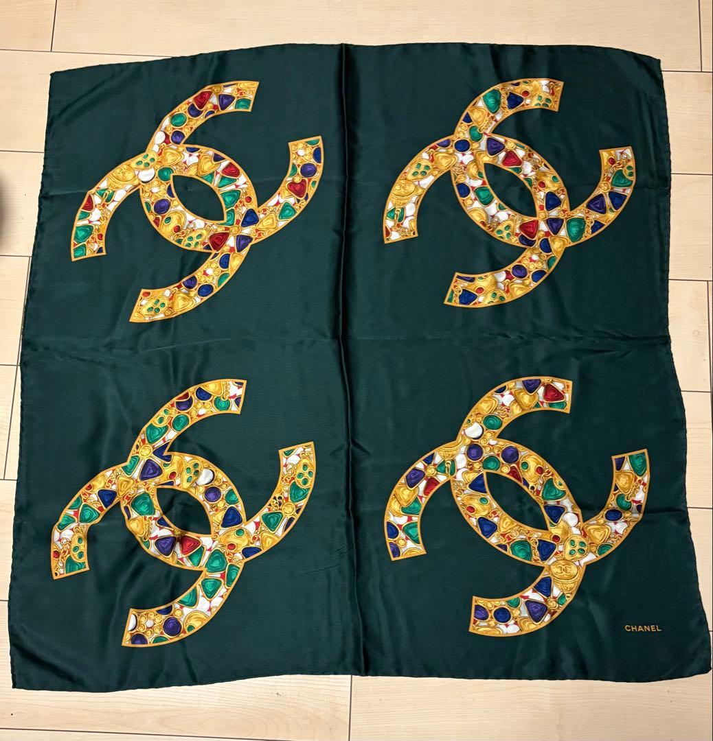 CHANEL ダークグリーン スカーフ