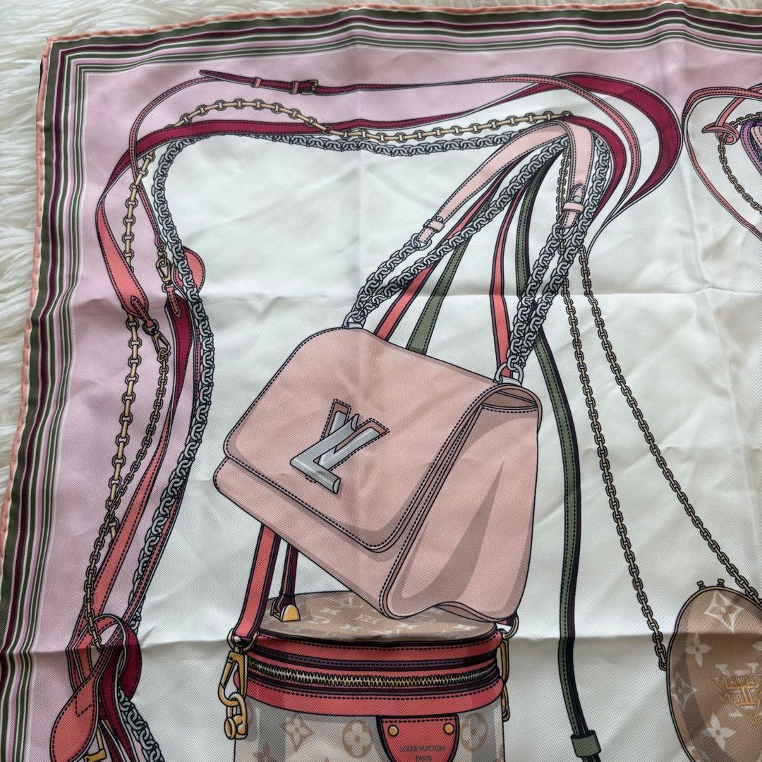 美品♡ ルイヴィトン　 カレ・ア・ラ・フォリスカーフシルク　カレ70 スカーフ