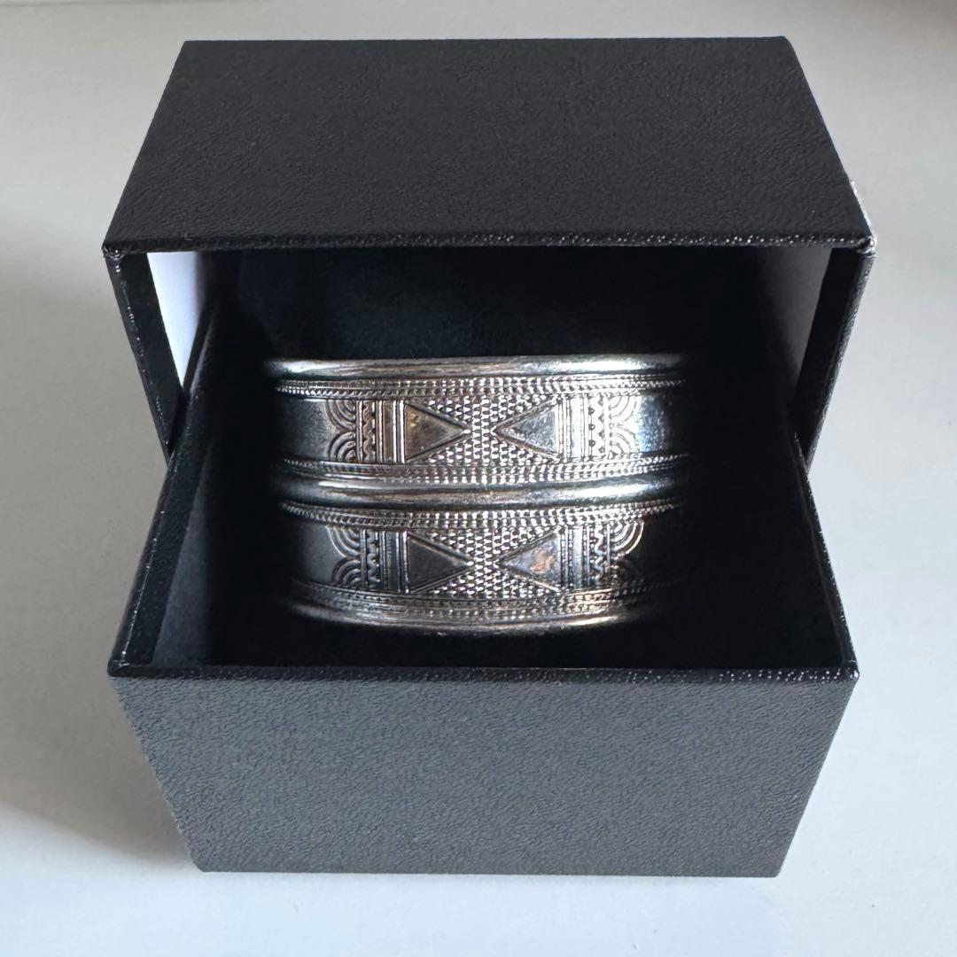 MB　ネイティブバングル　C字型　トゥアレグ族模様