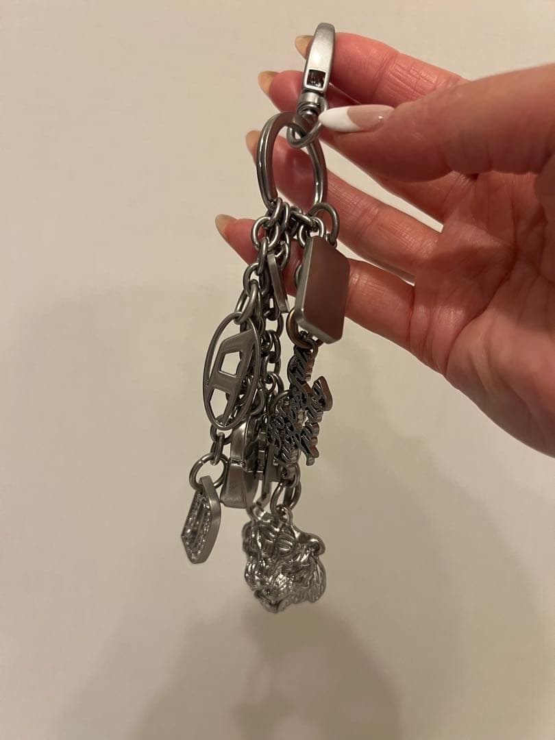 【即完売】DIESELチェーン チャーム SEVENTEEN HOSHIコラボ