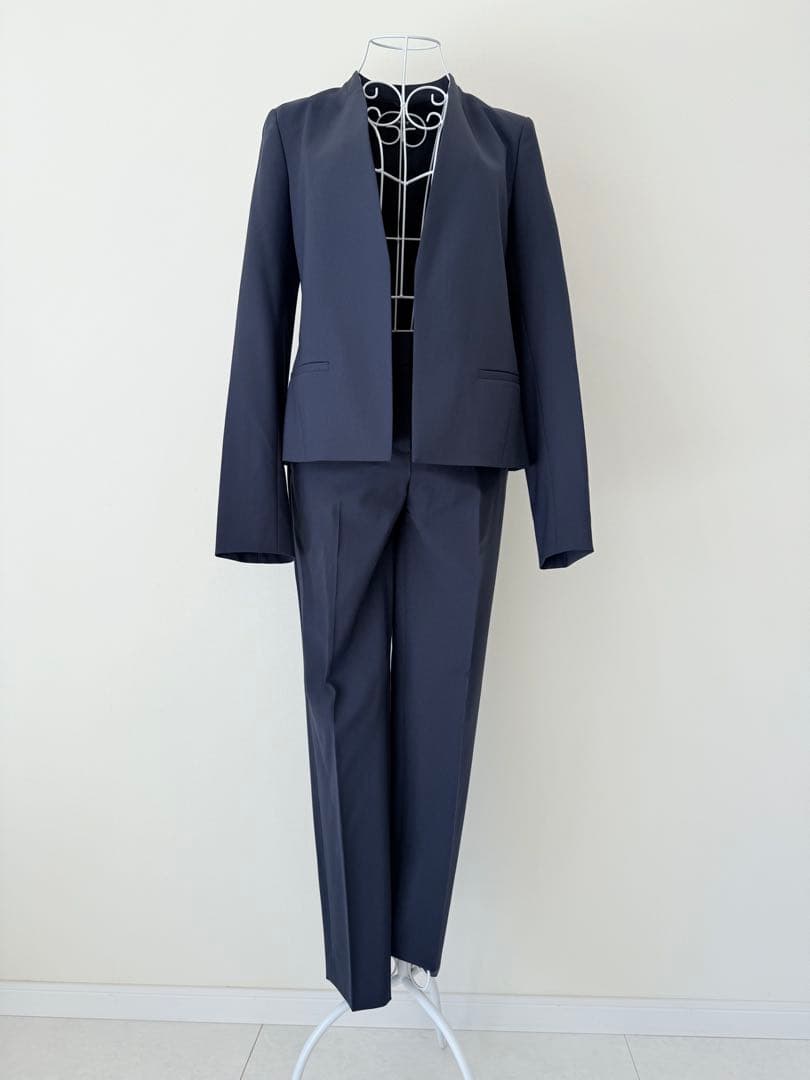 【美品】theoryセオリー/ネイビー ノーカラー パンツスーツ セットアップ
