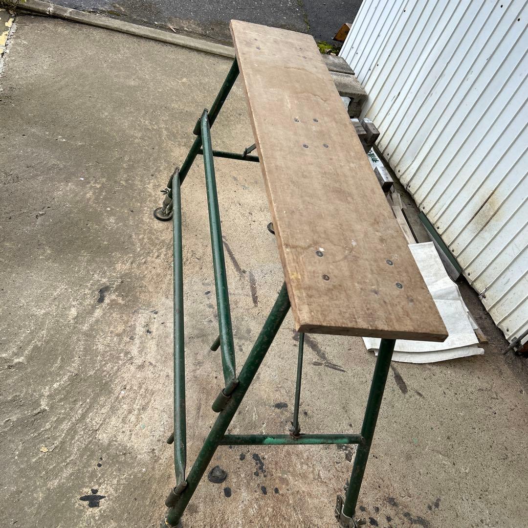 折りたたみ作業台 収縮キャスター付き