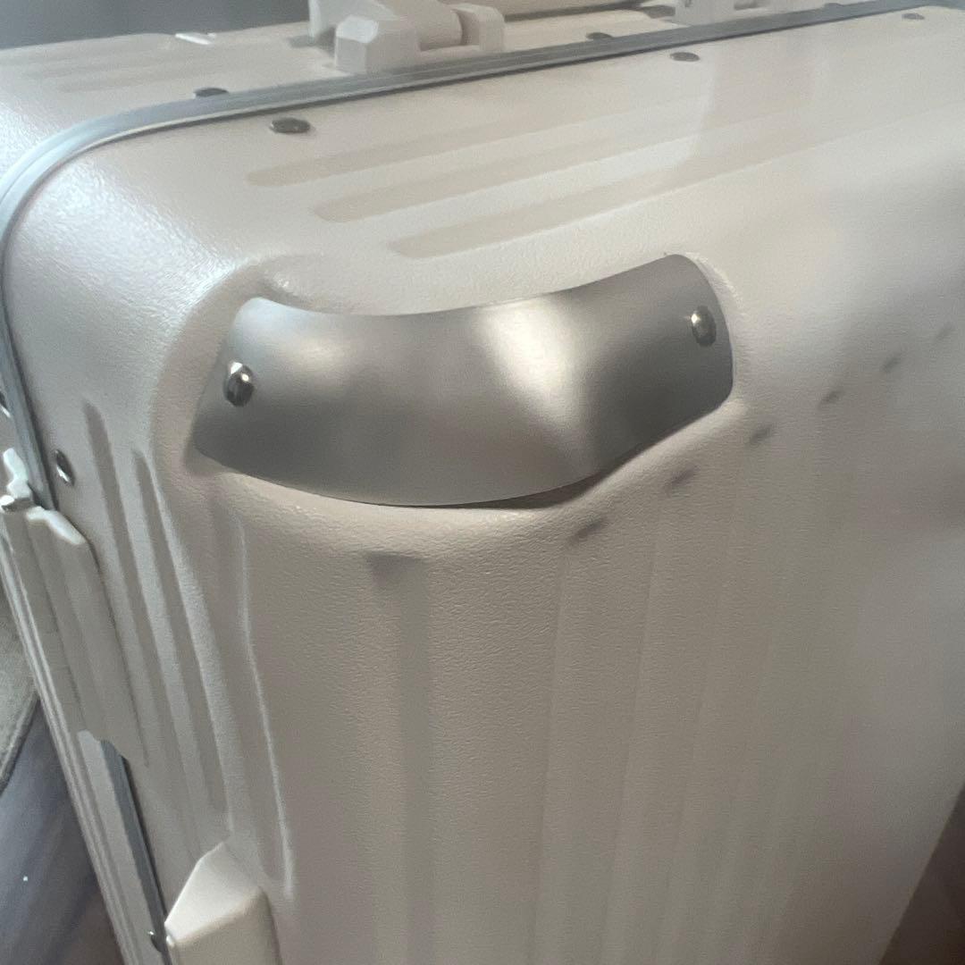 大人気スーツケース キャリーケース キャリーバッグ アルミフレーム Mサイズ