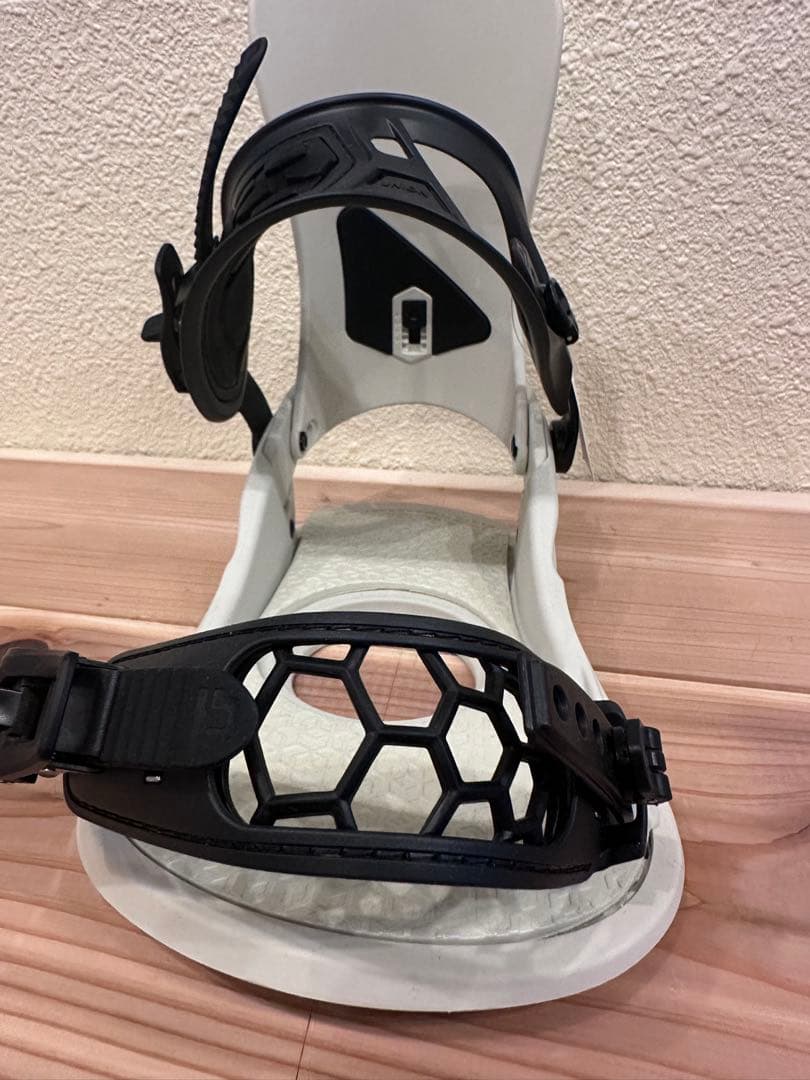 UNION STRATA ビンディング ホワイト　新品展示品特価