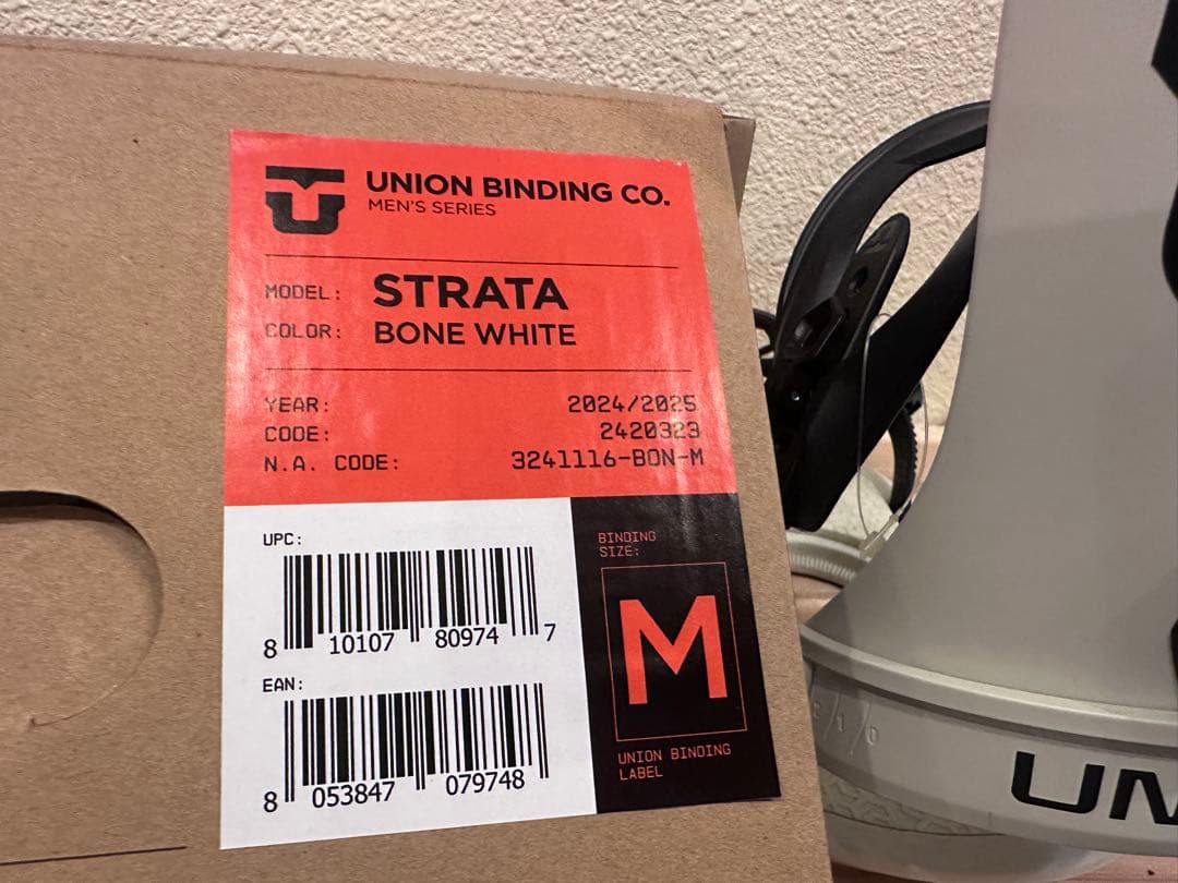 UNION STRATA ビンディング ホワイト　新品展示品特価