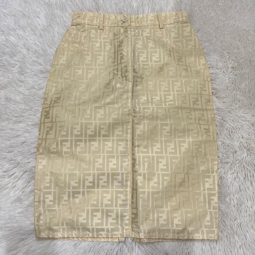 FENDI フェンディ ズッカ柄 ロゴ ナイロン スカート
