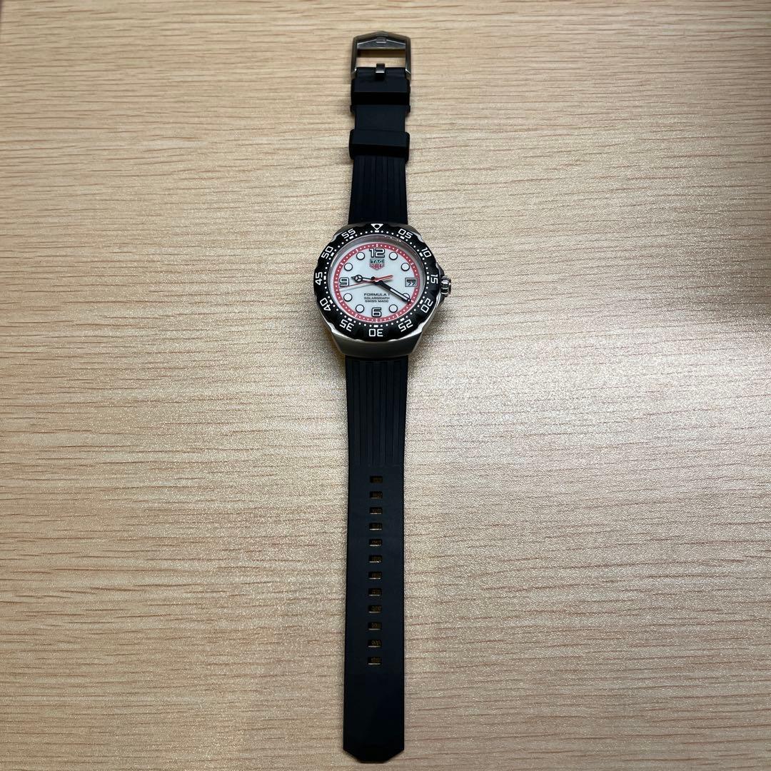 タグホイヤー　WBY111A.FT8106