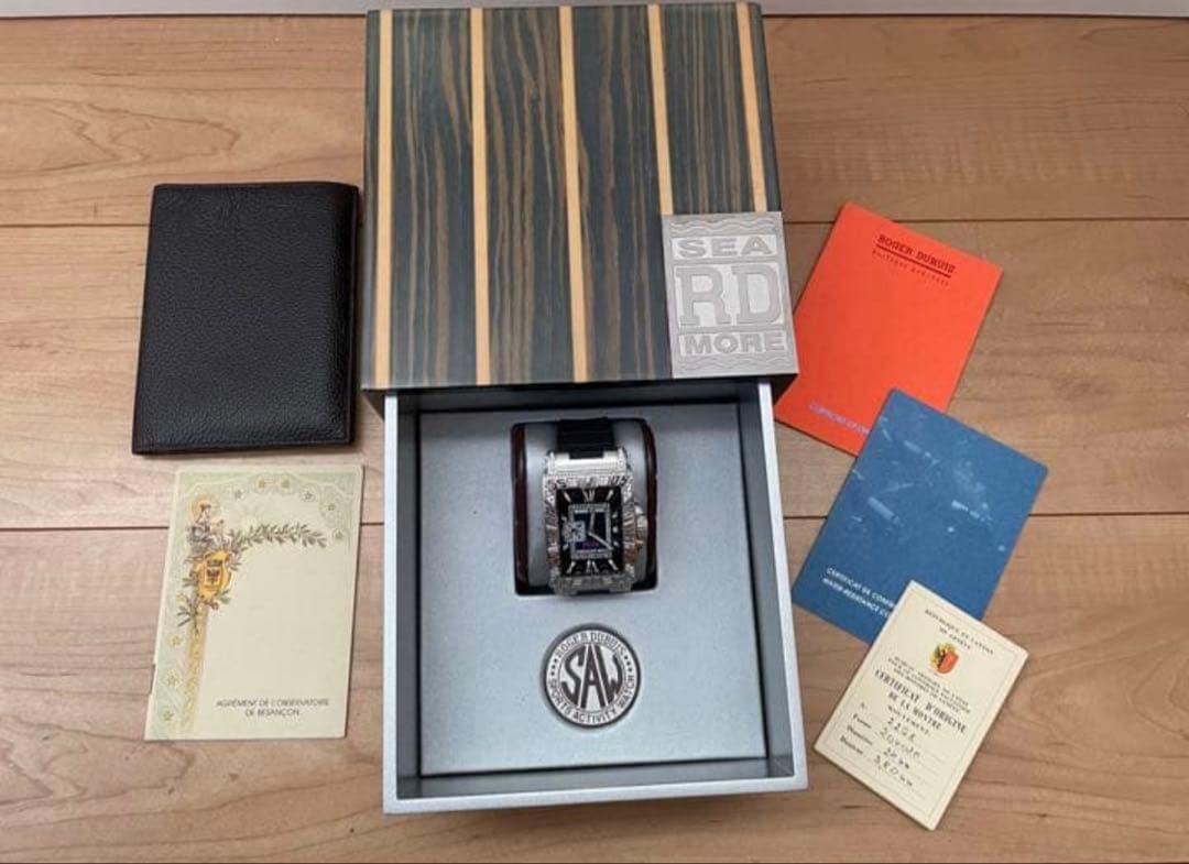 ROGERDUBUIS ロジェデュブイシーモア　スモールセコンド