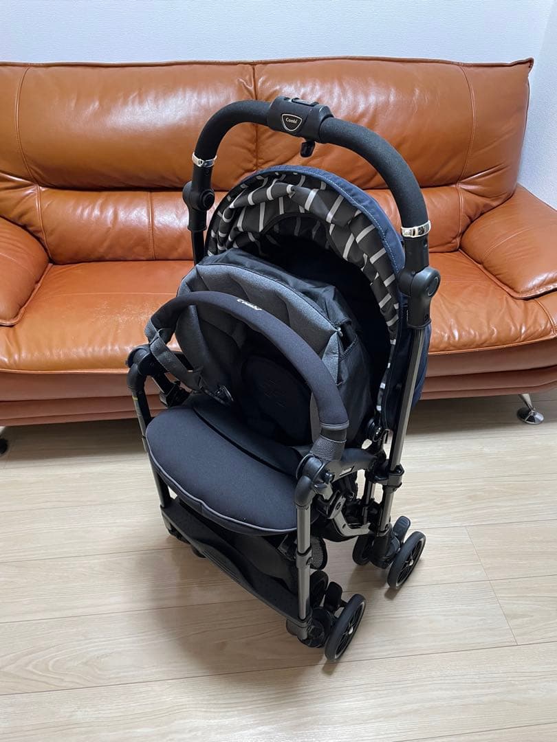 【美品】Combi ベビーカー スゴカルa 4キャス エッグショック