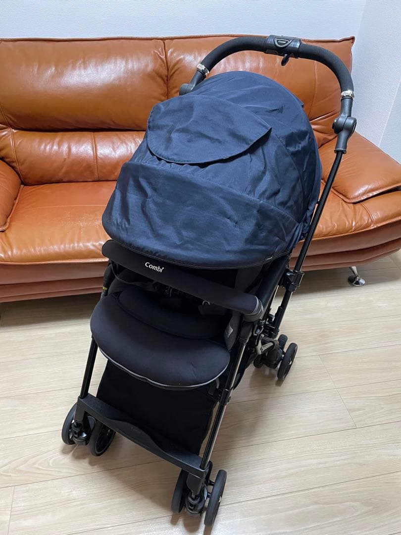 【美品】Combi ベビーカー スゴカルa 4キャス エッグショック