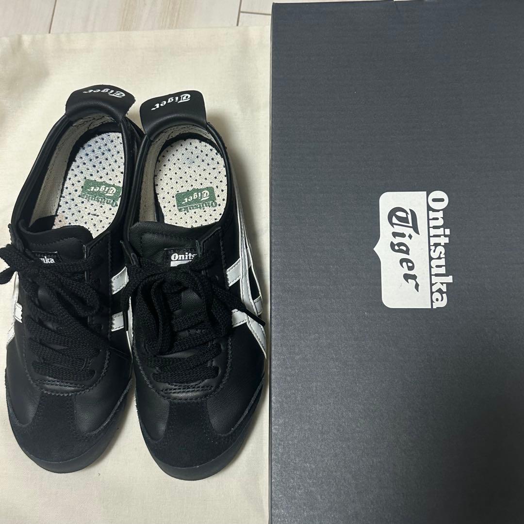靴 Onitsuka Tiger MEXICO66 22.5cm