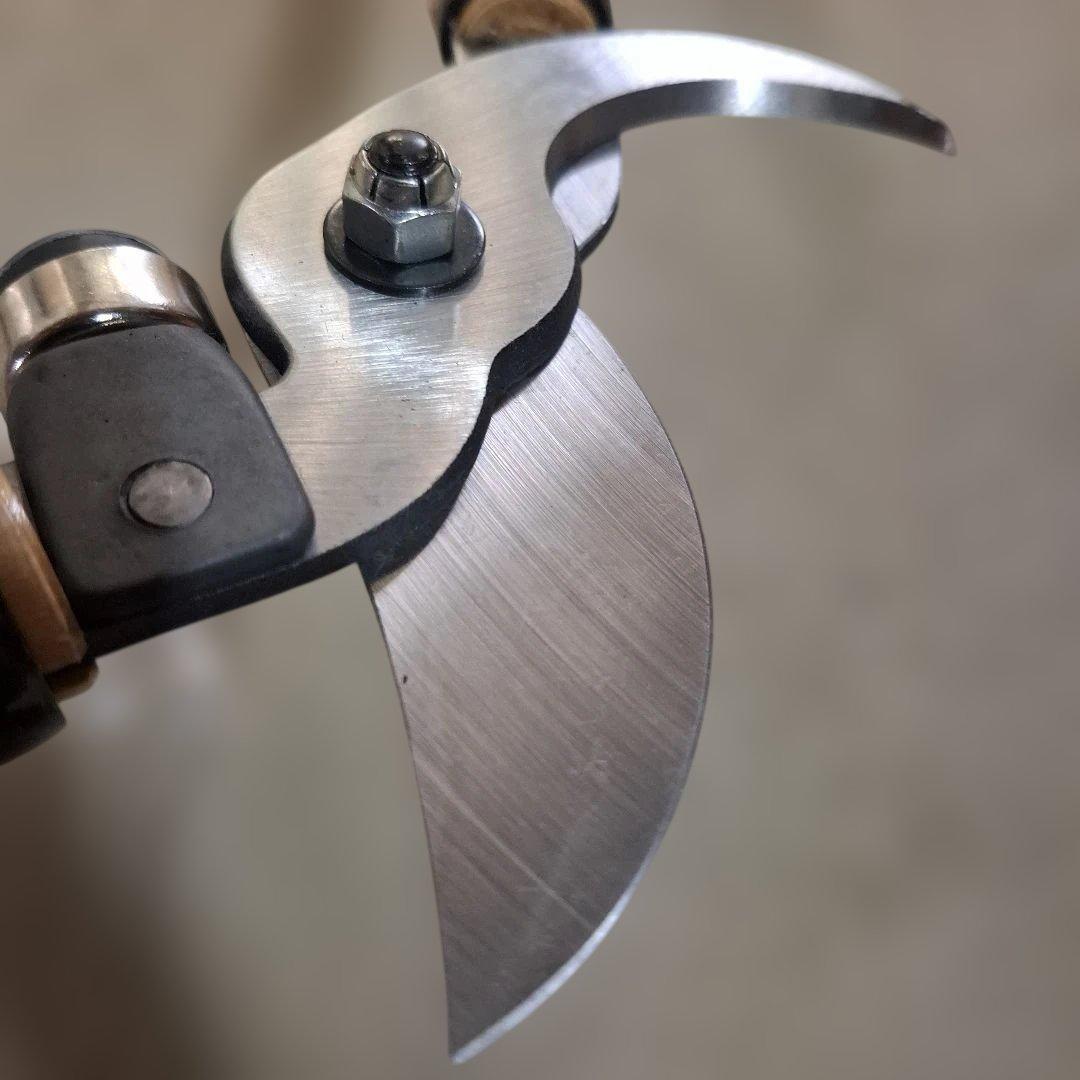 岡恒長柄剪定鋏