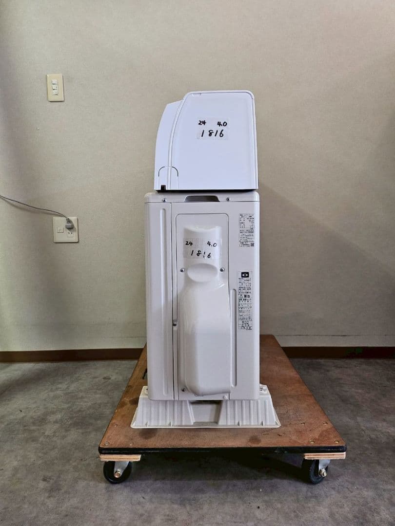 1816 東芝【RAS-N401M (W)】2024年製 14畳 エアコン 中古