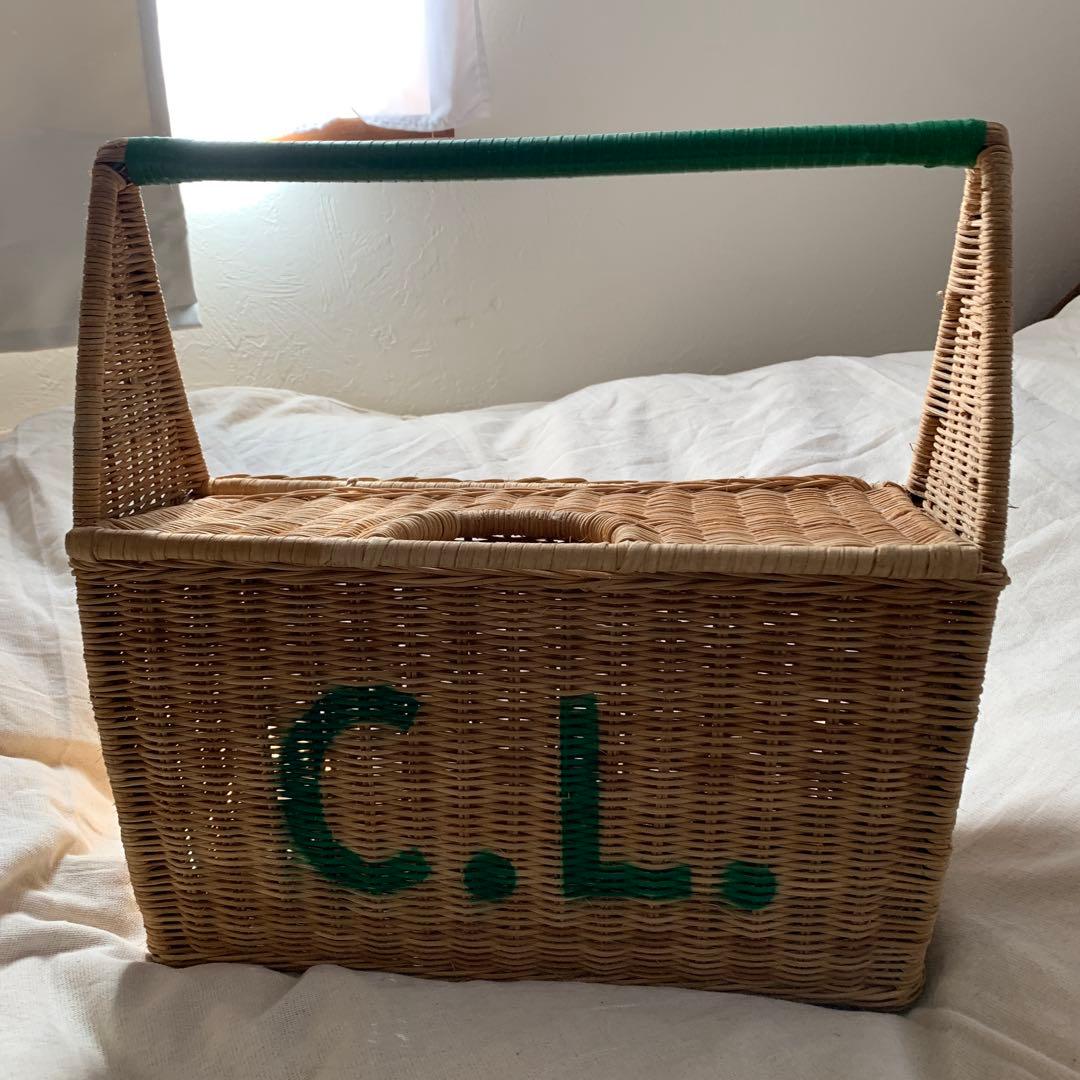 籐製バスケット C.L.の文字入り　インテリア雑貨　マガジンラック