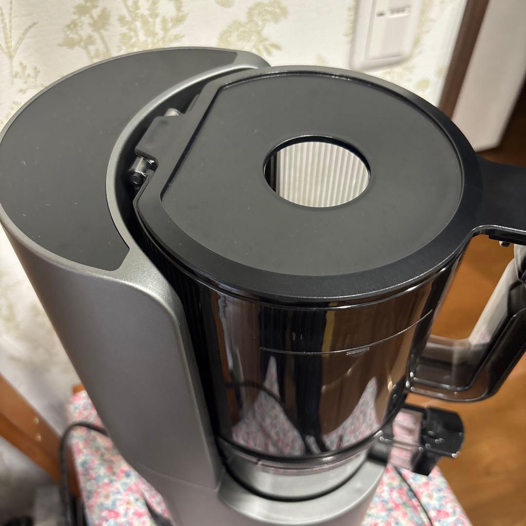 Hurom スロージューサー グレー