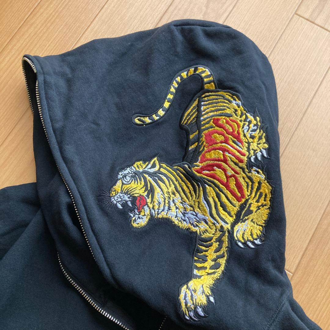 アベイシングエイプ　パーカー