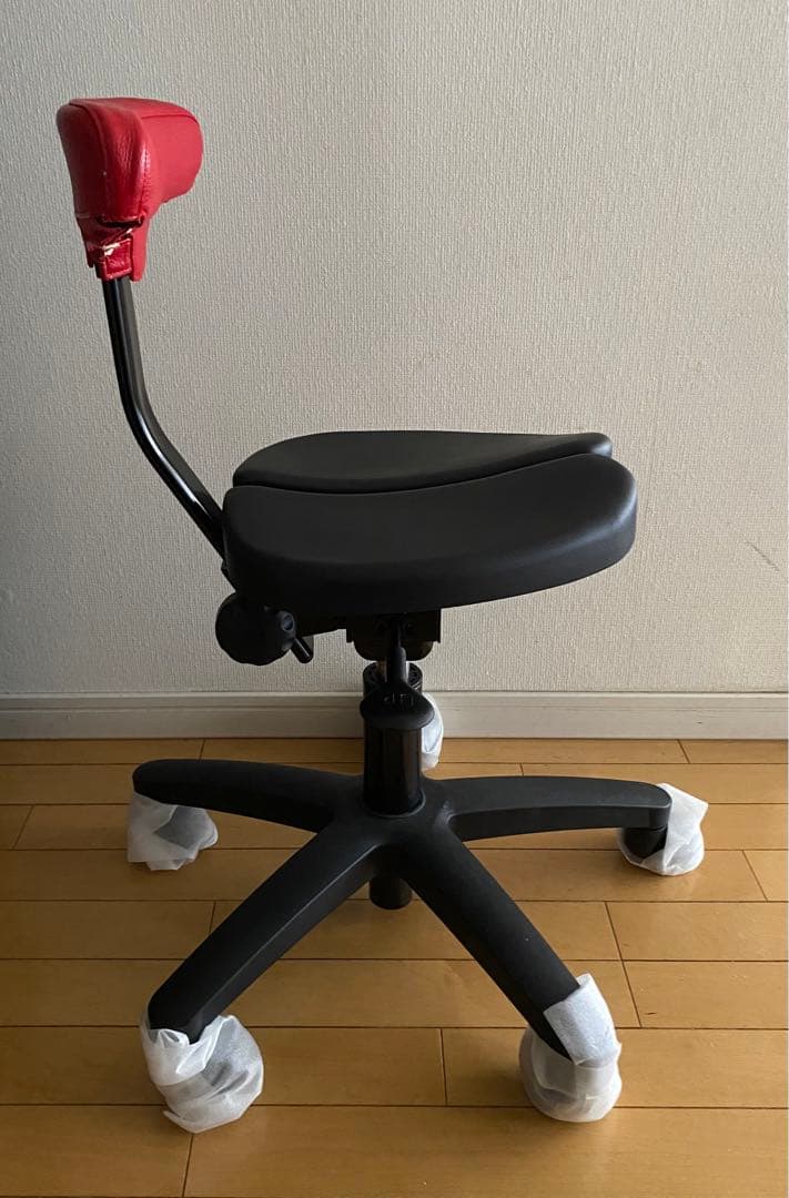 アーユルチェア【ayur chair】オクトパス（赤）／難あり品