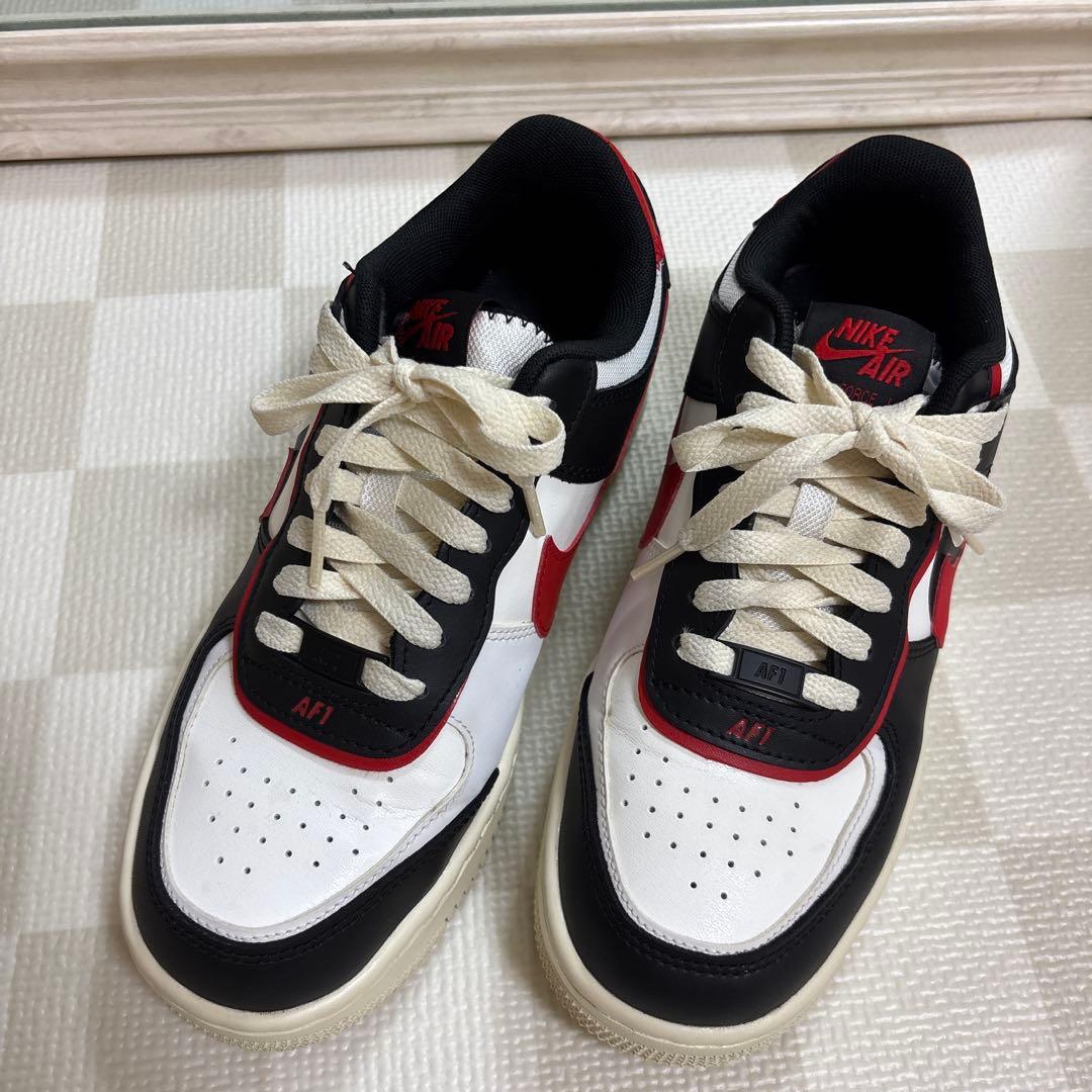 ナイキ NIKE ウィメンズ AF1シャドウ 24cm