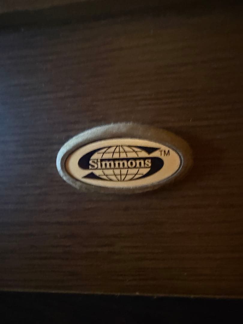 最高級シモンズベッドフレームSIMONS　ナラ？木工土台は桐？セレブ最終処分