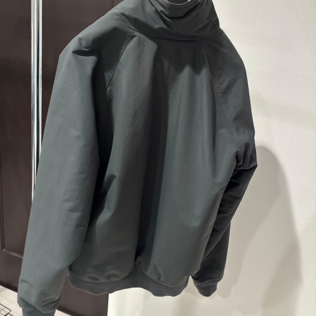 patagonia グレー ジップアップアウター