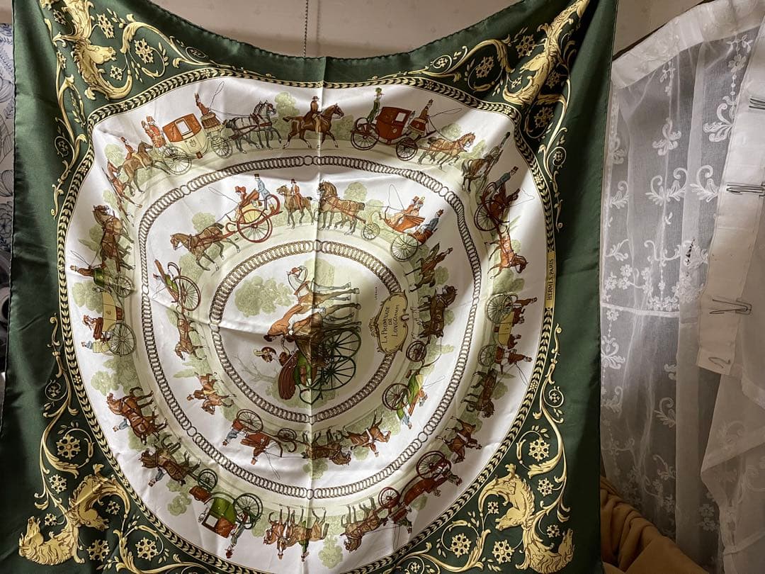 エルメス　シルク　スカーフ