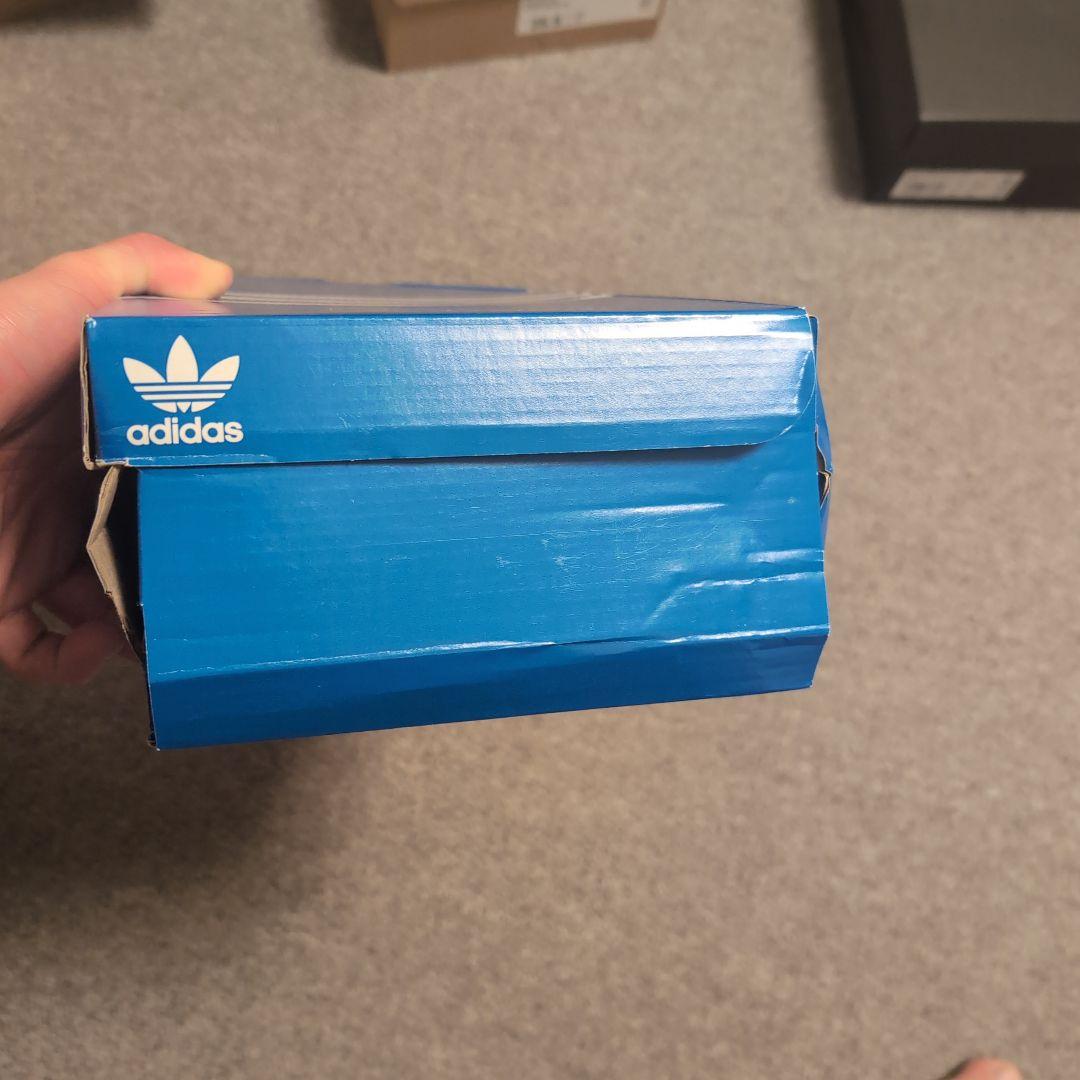 靴 adidas tabacco gruen