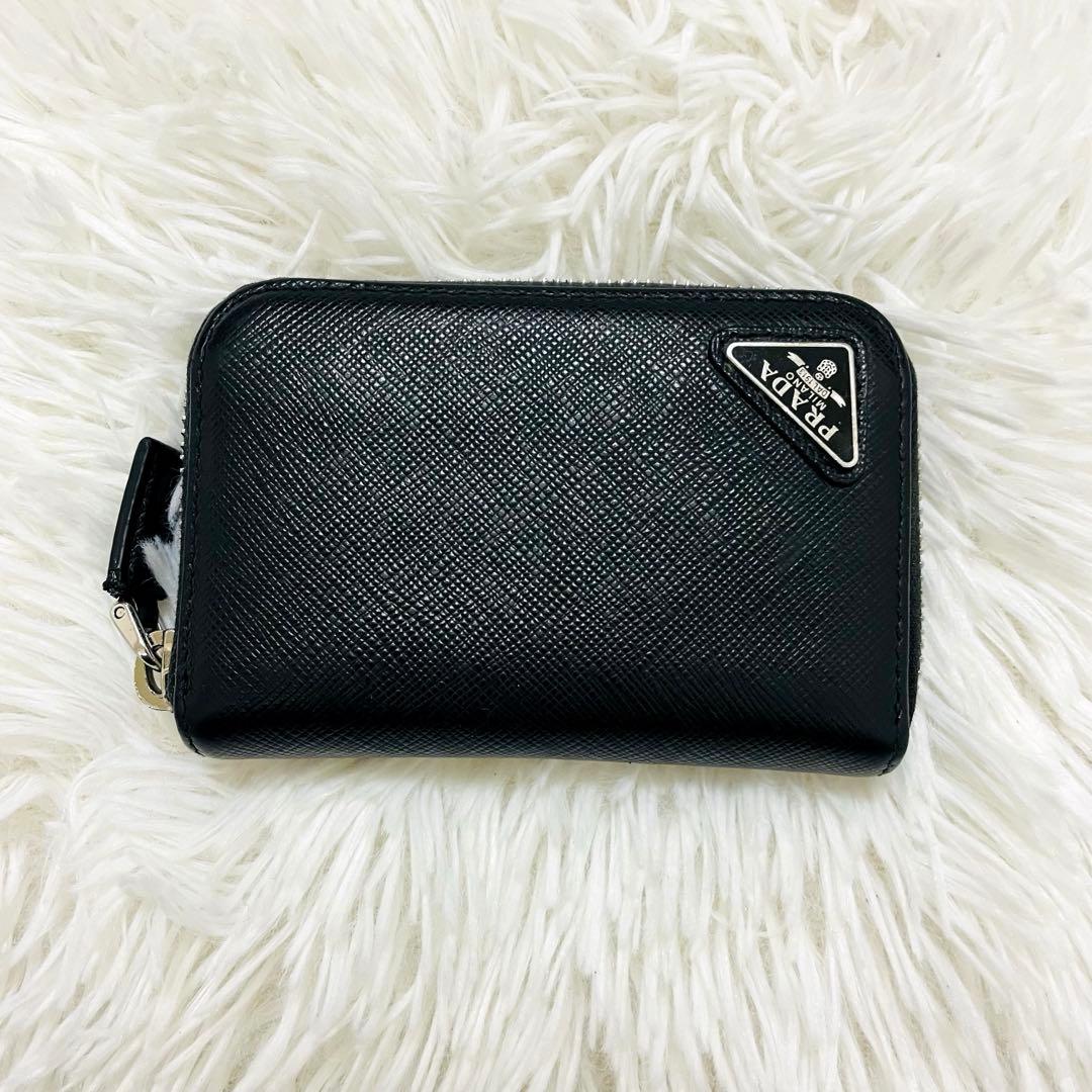 極美✨付属付き✨PRADA ケース ラウンド サフィアーノレザー 黒