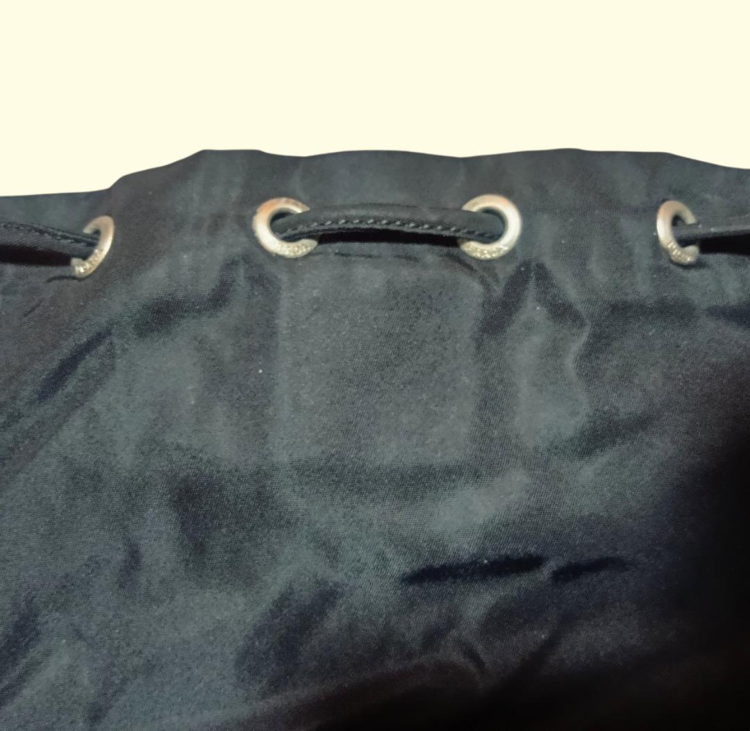 PRADA ブラック ナイロン ポーチ　未使用　美品