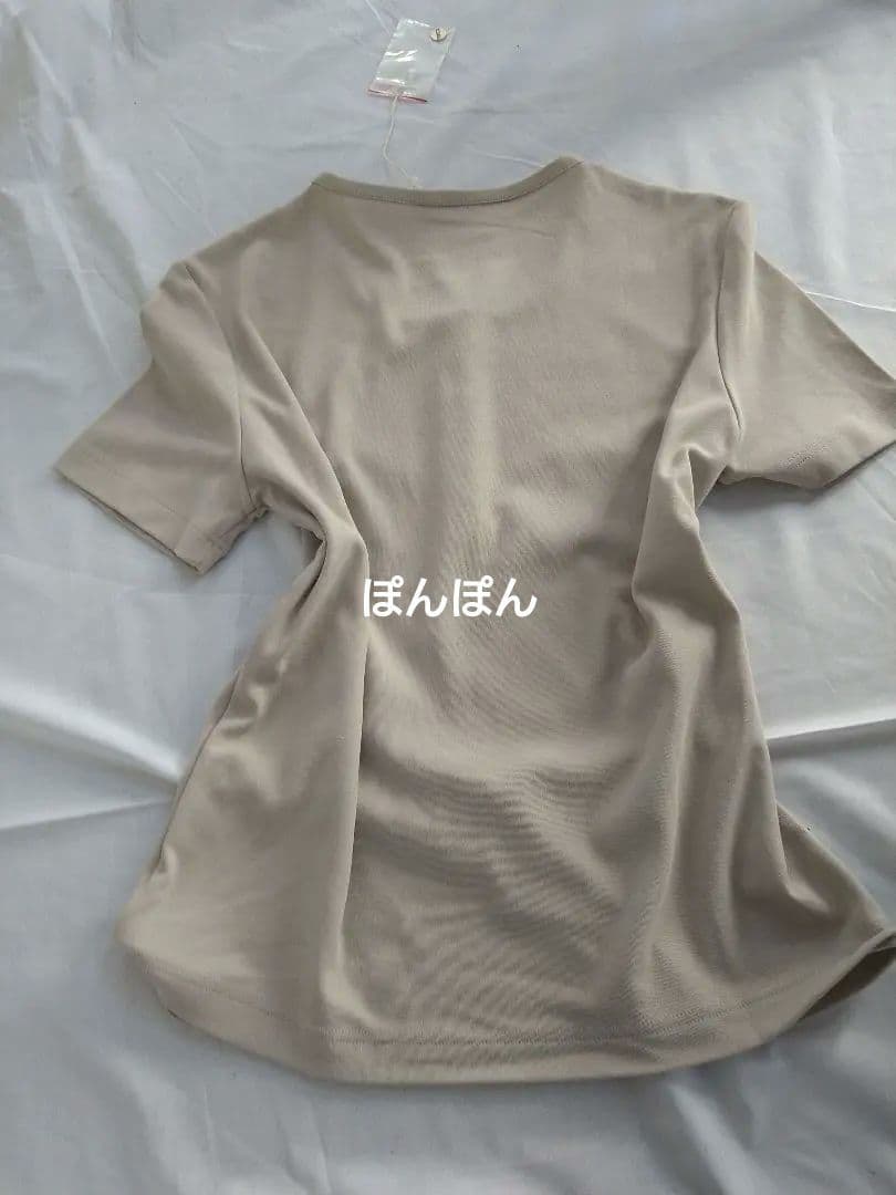 明日22時迄値下げ／直営店購入本物HERMES 半袖シャツ ベージュ新品未使用