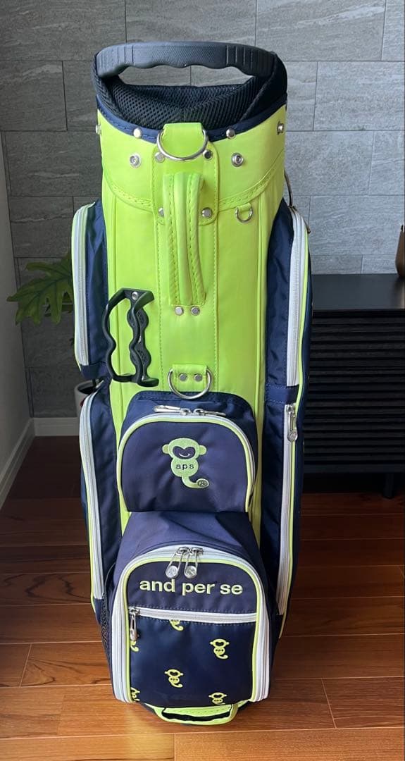 and per se ゴルフバッグ
