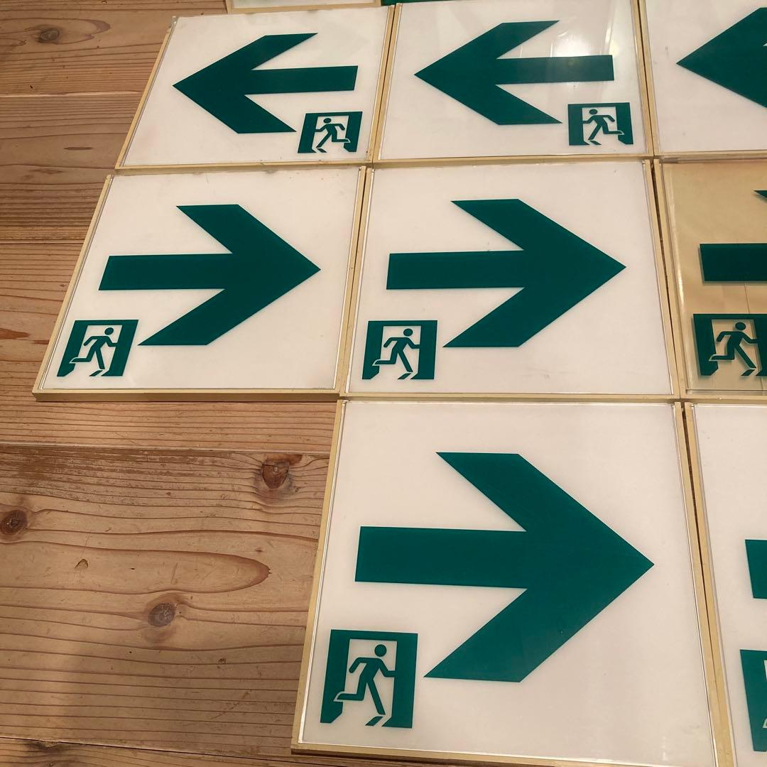 非常口 プレート 避難誘導 標識 補助標識 看板 避難口 表示板 ジャンクまとめ