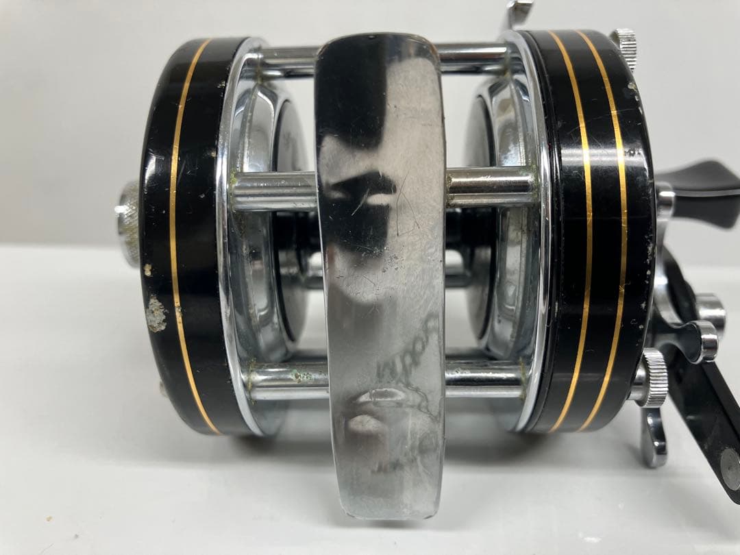 DAIWA Millionaire V リール 2ボールベアリング