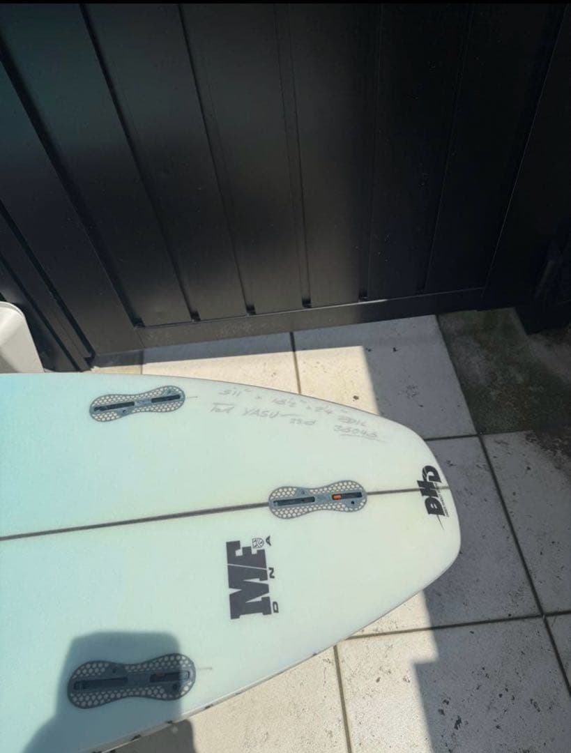 【美品】5’11 DHD MF DNA ハイパフォーマンスボード サーフボード