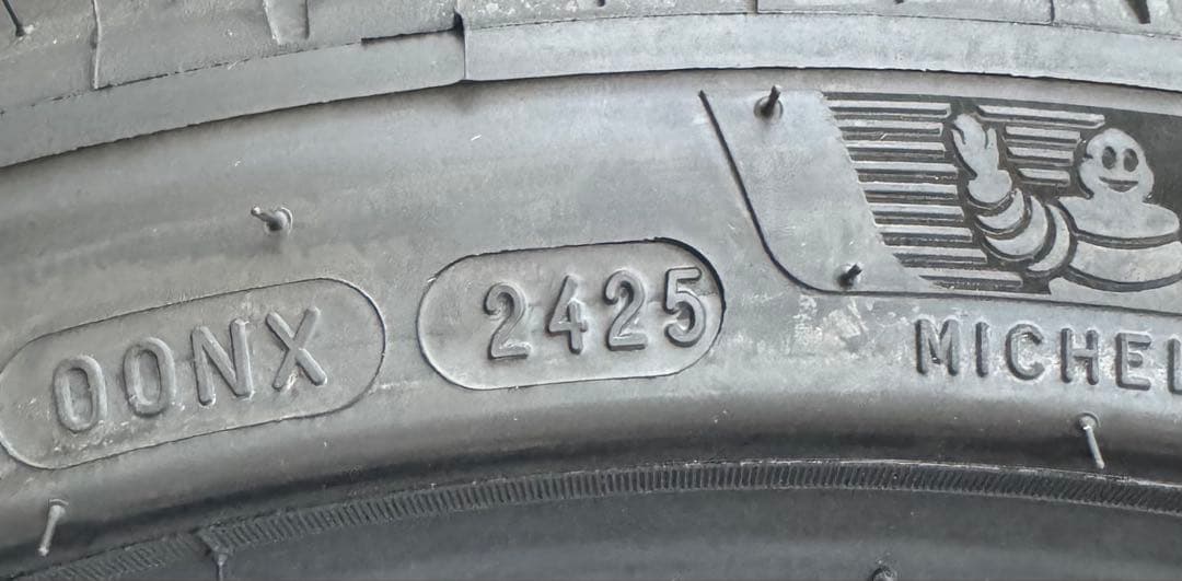 １セット目 GR86 新車外し パイロット スポーツ 4 ２本