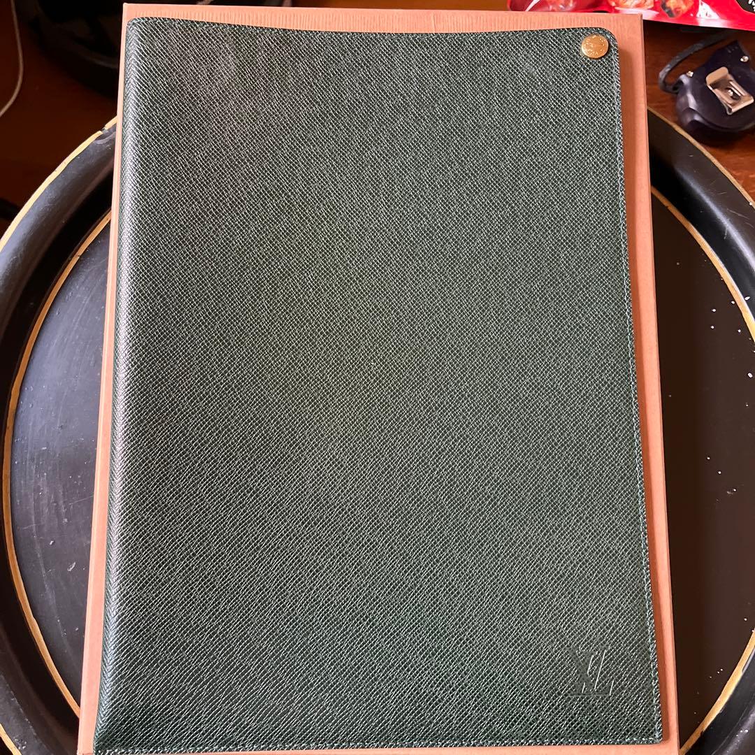 レア‼️　Louis Vuitton ケース　バインダー