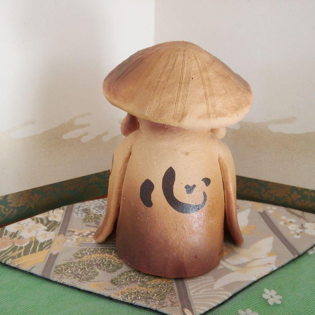 地蔵　お地蔵さん　かさこ地蔵　しあわせ　お守り　陶人形　陶製　置物
