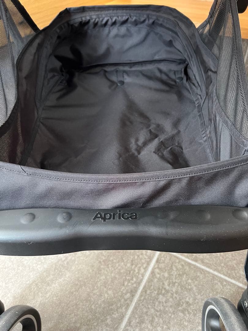 アップリカ　ラクーナクッションフリープラス