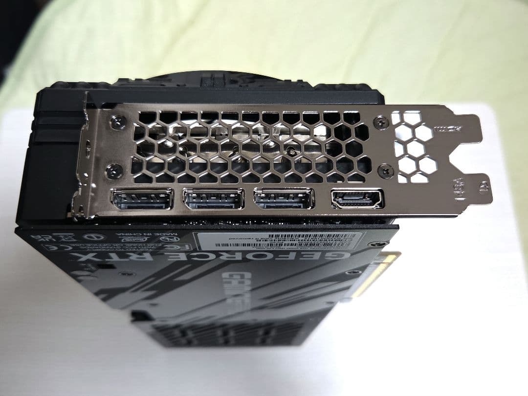 グラフィックボード・グラボ・ビデオカード Palit GeForce RTX5070 GamingPro