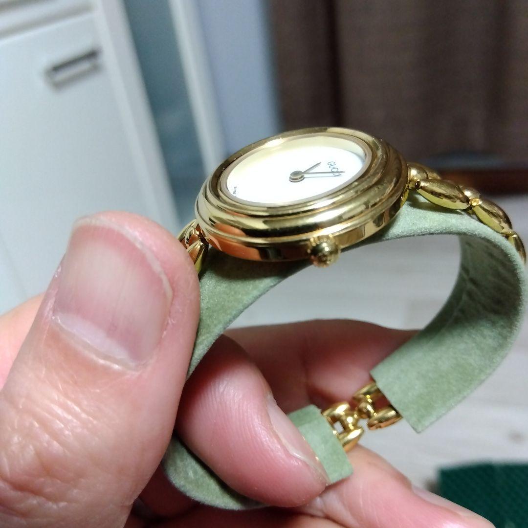 GUCCI ゴールド 腕時計　チェンジベゼル付き