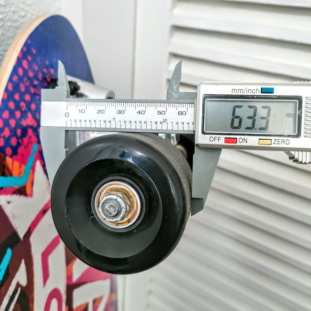 サーフスケートコンプリート カーバーCARVER CX4 ヤウYOW